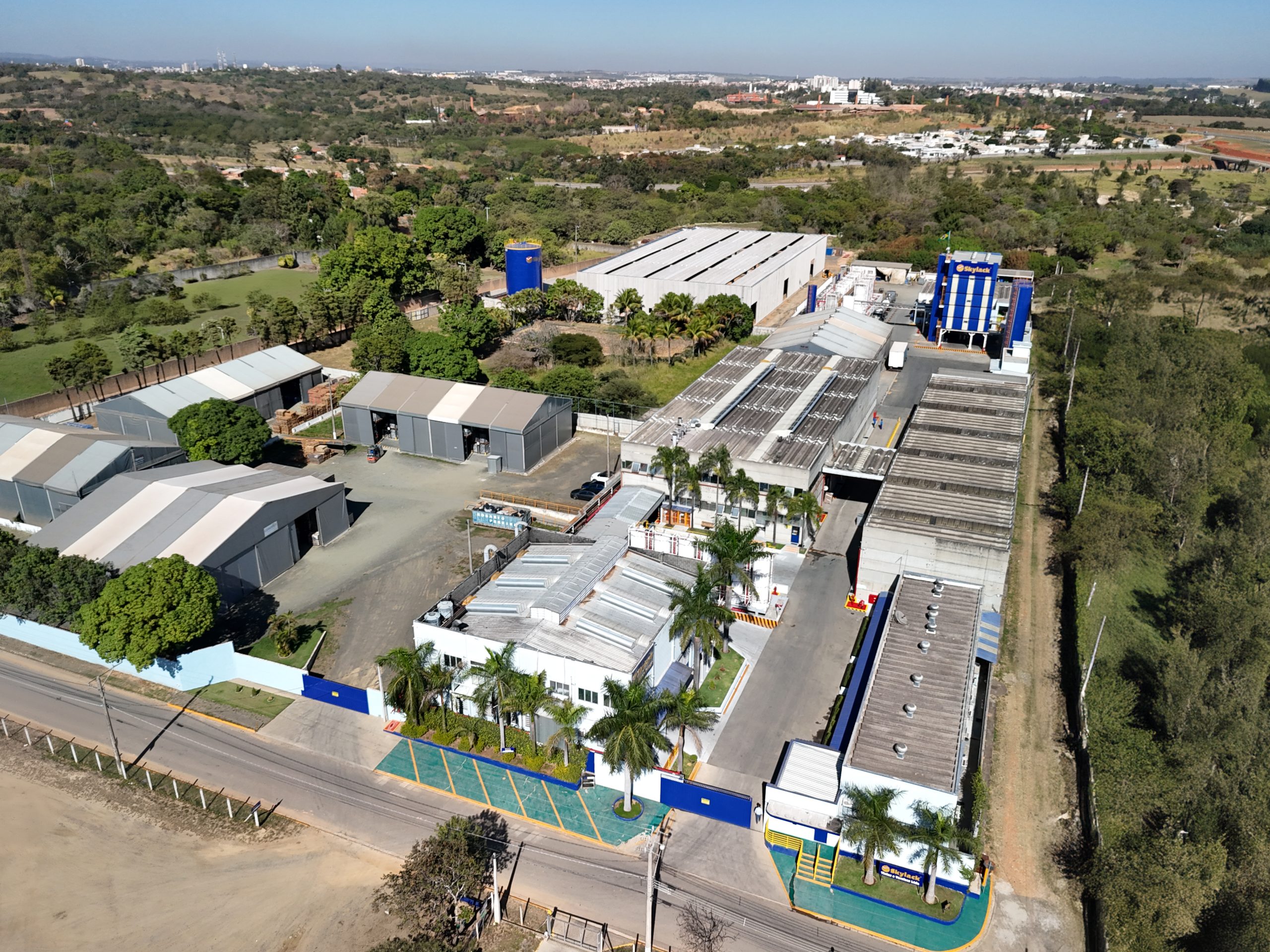 Foto-Fabrica-Skylack Foto-Fabrica-Skylack